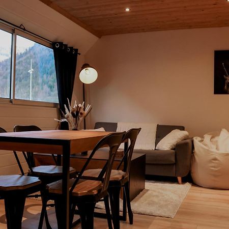 Апартаменты Ambiance Montagne, A Deux Pas De La Gare Клюз Экстерьер фото
